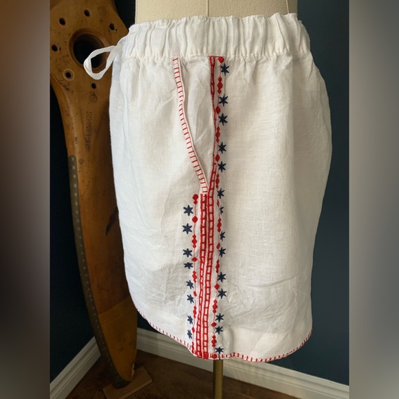 Cynthia Rowley linen shorts with embroidery. Size L - Picture 5 of 9